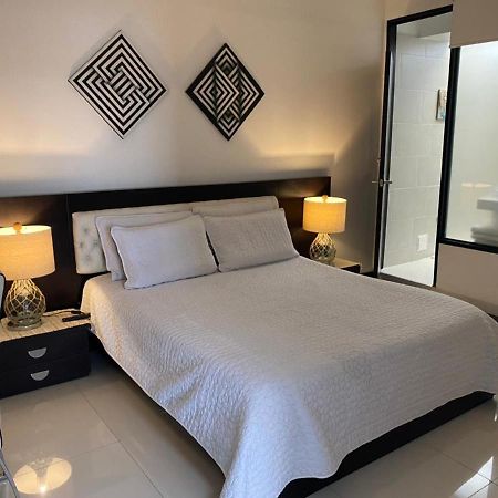 Hotel Colonial Andino - Parque Principal De Pitalito Eksteriør billede