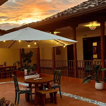 Hotel Colonial Andino - Parque Principal De Pitalito Eksteriør billede