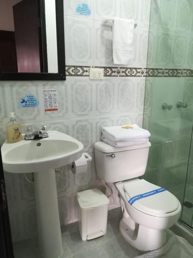 Hotel Colonial Andino - Parque Principal De Pitalito Eksteriør billede