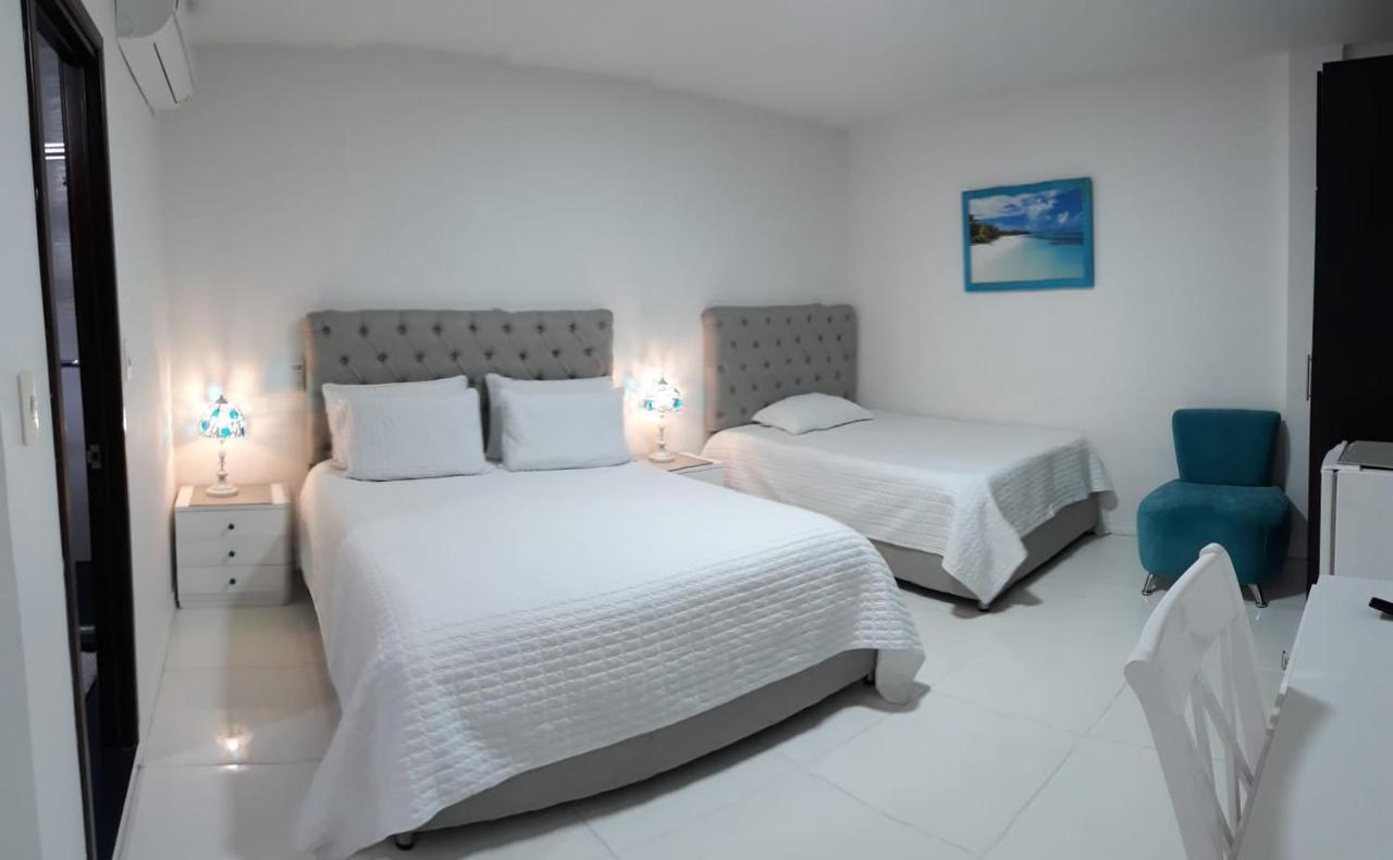 Hotel Colonial Andino - Parque Principal De Pitalito Eksteriør billede