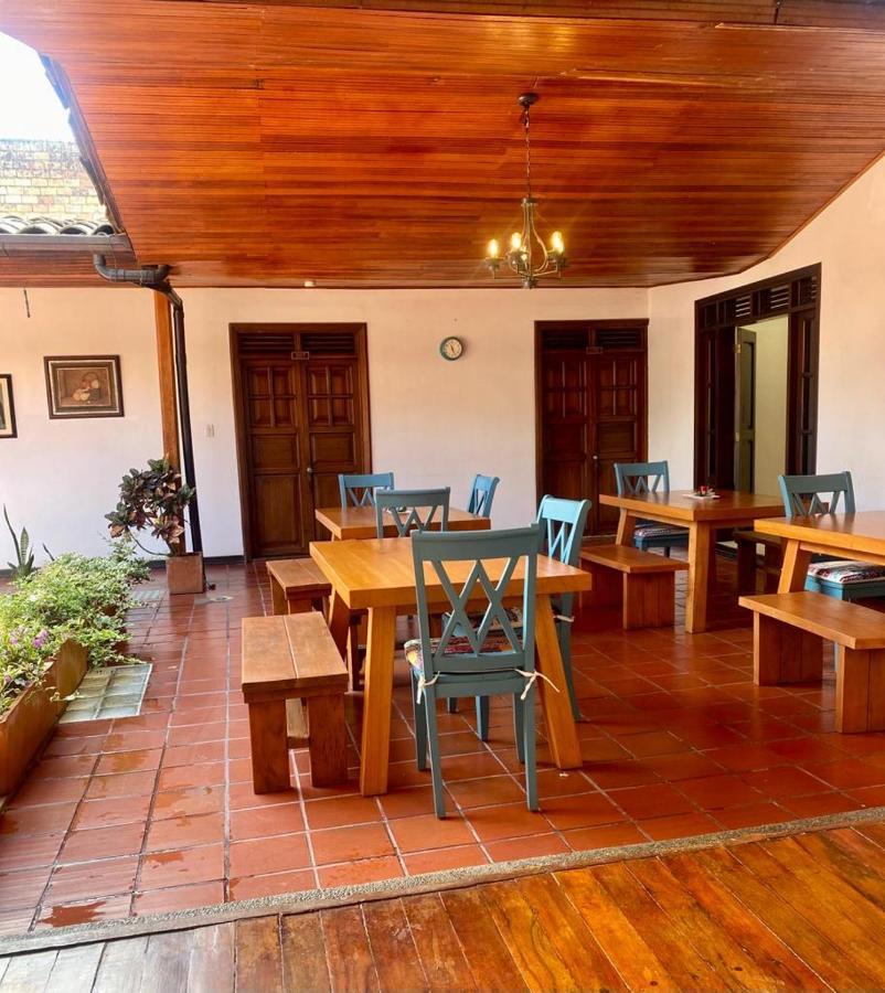 Hotel Colonial Andino - Parque Principal De Pitalito Eksteriør billede