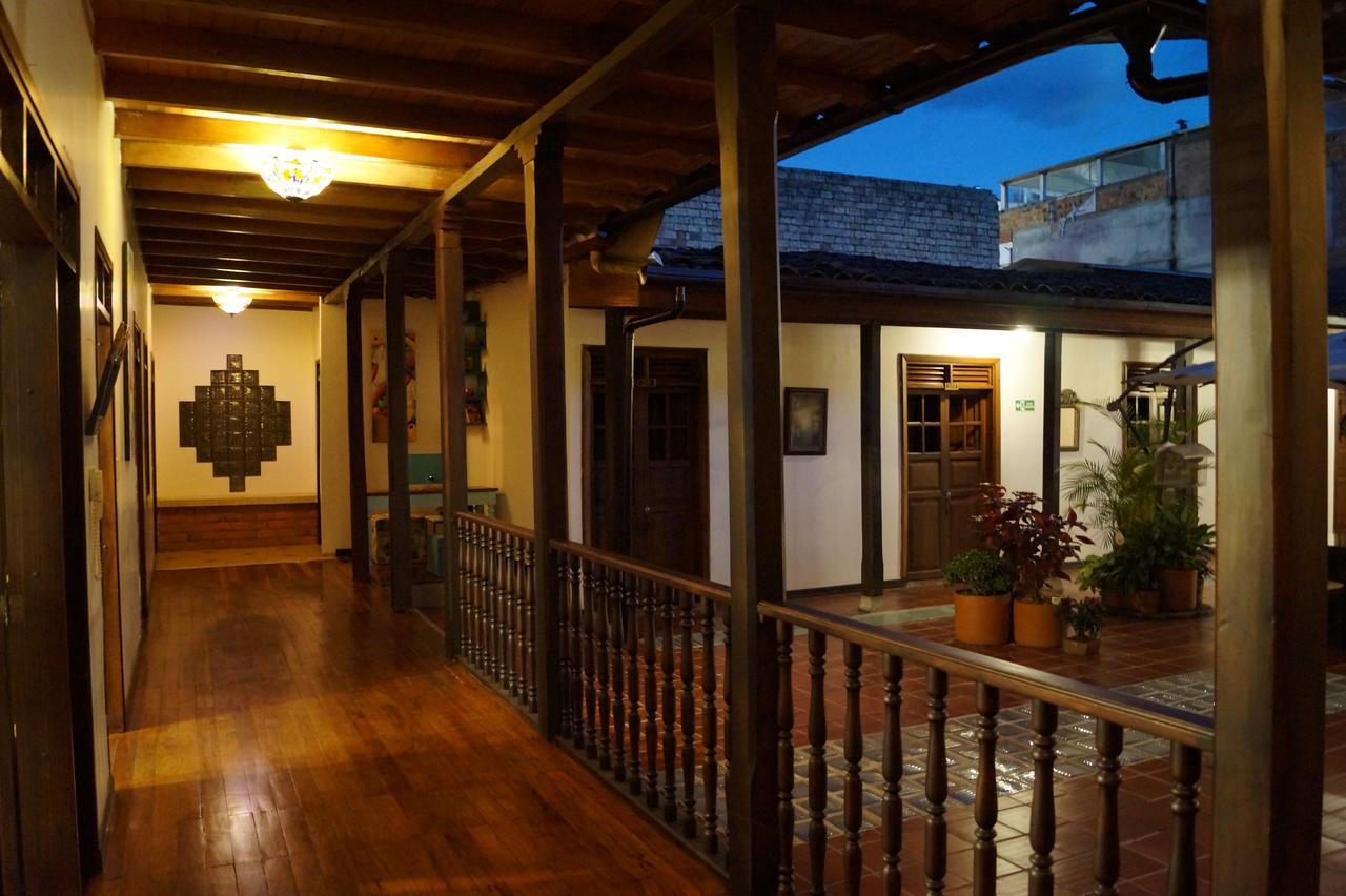 Hotel Colonial Andino - Parque Principal De Pitalito Eksteriør billede